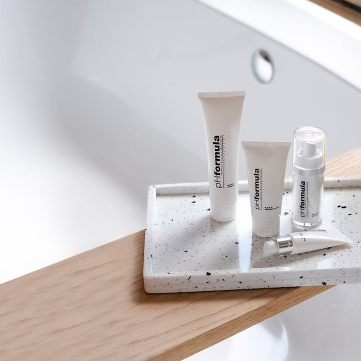 M.E.L.A. RESURFACING HOMECARE KIT