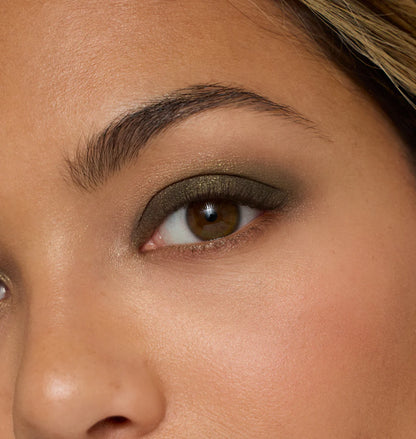 ColorLuxe Eye Shadow Stick