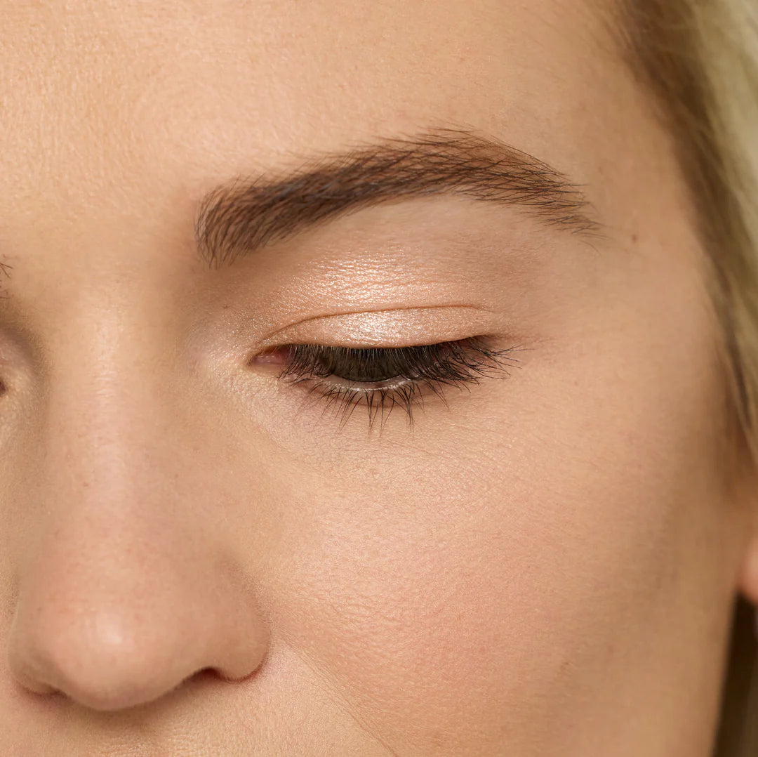 ColorLuxe Eye Shadow Stick