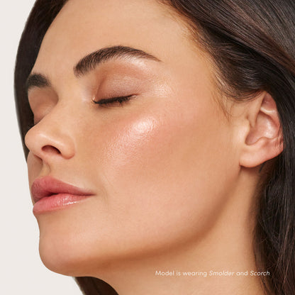 jane iredale Glow Time Blush Stick Smolder på Monika