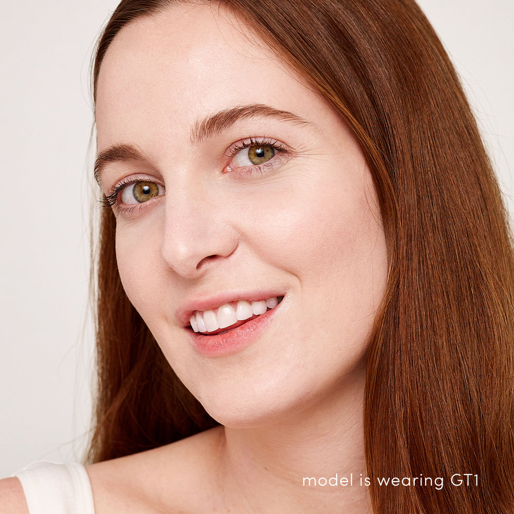 jane iredale Glow Time Pro BB Cream modell med GT!